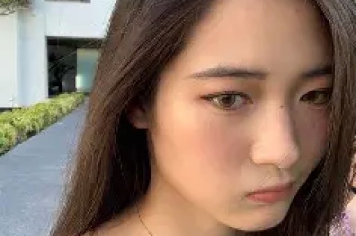 同样是售假董宇辉的全额退款比李维刚的假一赔十差了十八条街