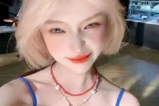 陈翔为女友庆生否认与毛晓彤交往时出轨网友：希望杨玏来保护毛晓彤